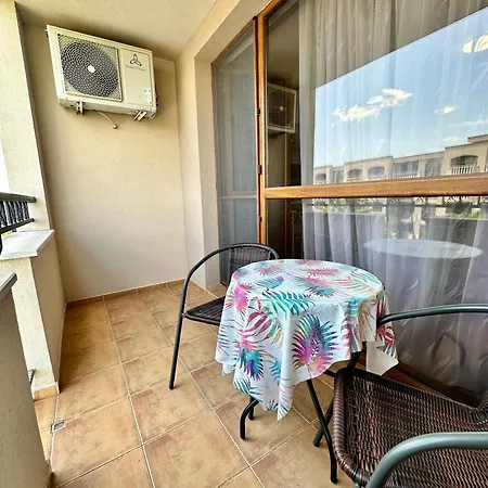 At Kaskadas A44 דירה