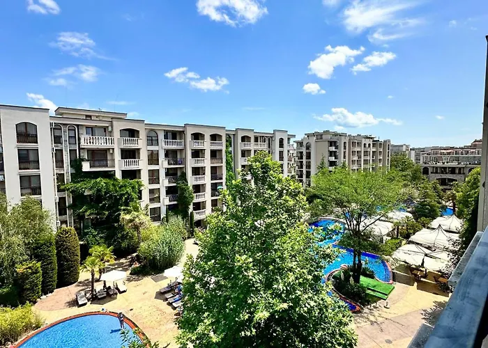 At Kaskadas A44 דירה